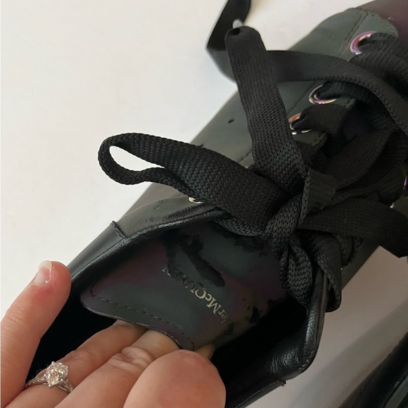 Alexander McQueen Oversized Sneakers in Gray Iridescent Women’s Size 38.5/8.5 - Picture 14 of 16